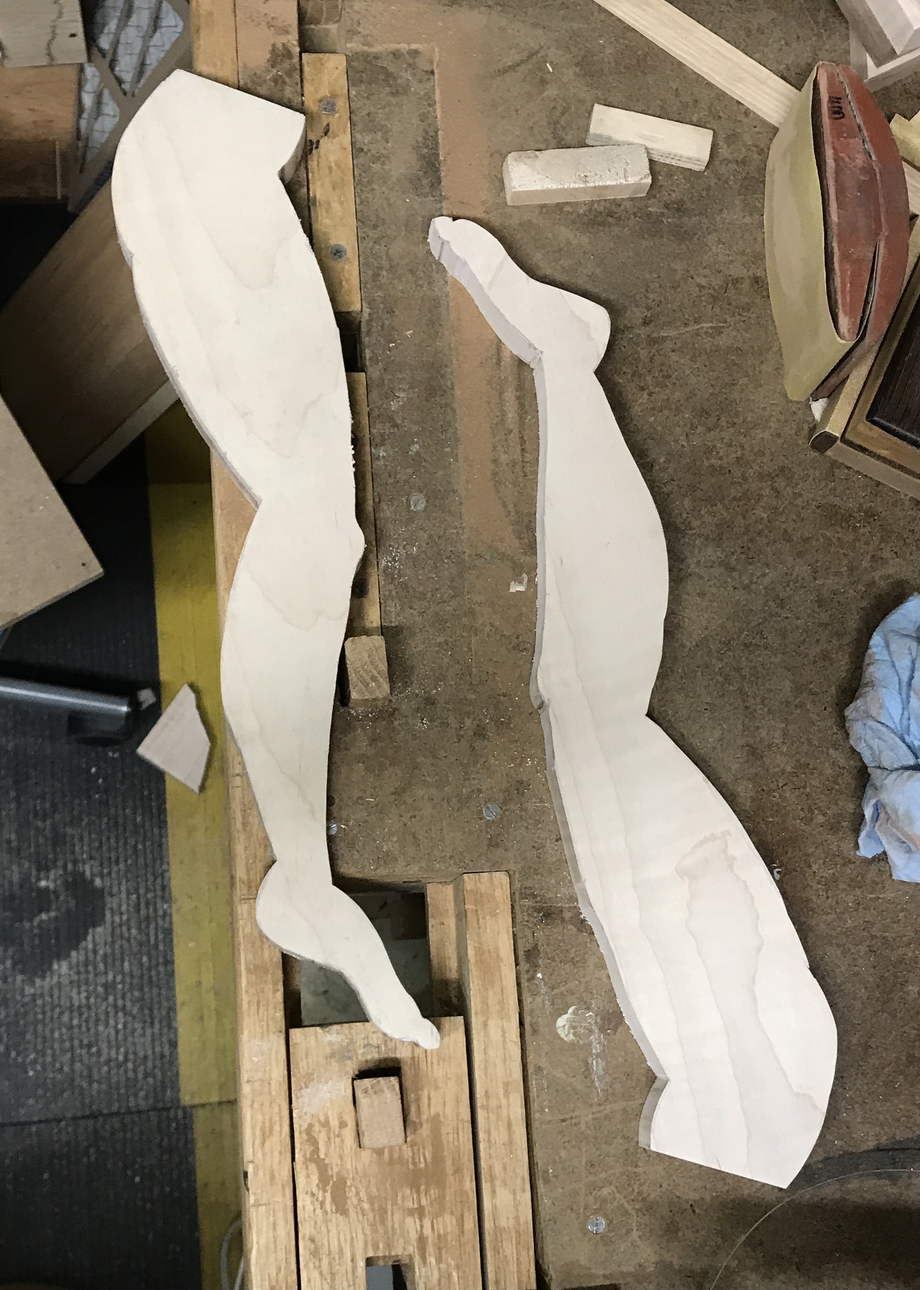 Two legs cut out with the scroll saw